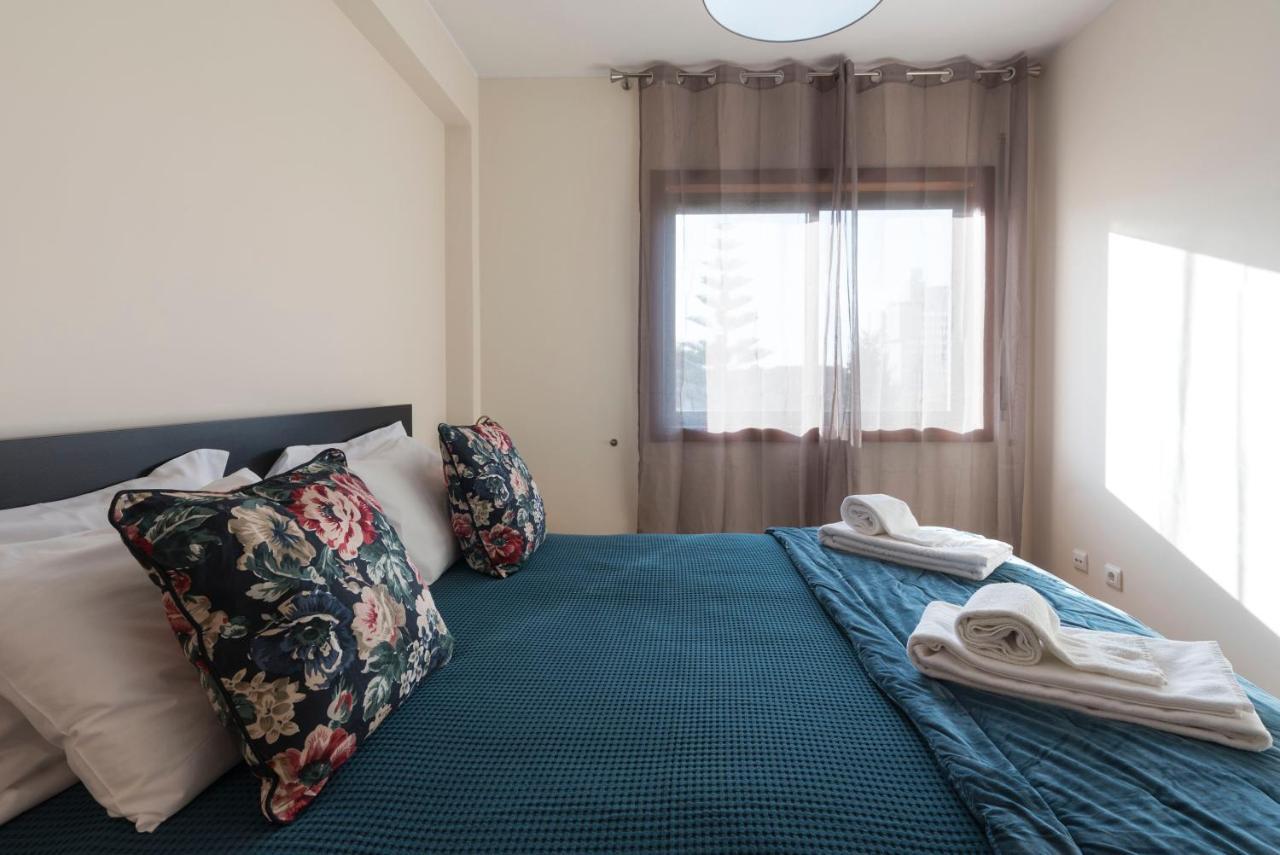 Lovelystay - Homey Feeling Flat W/ Free Parking Porto Exterior foto